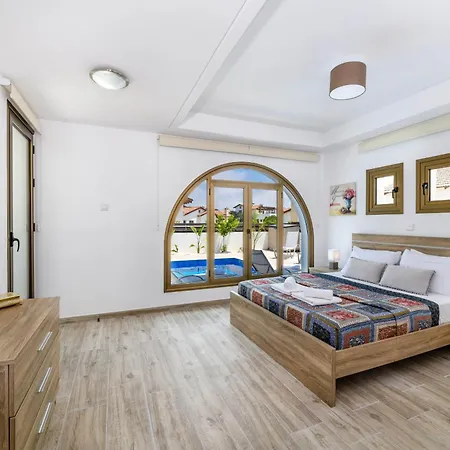 Kymma #5 * Agia Napa